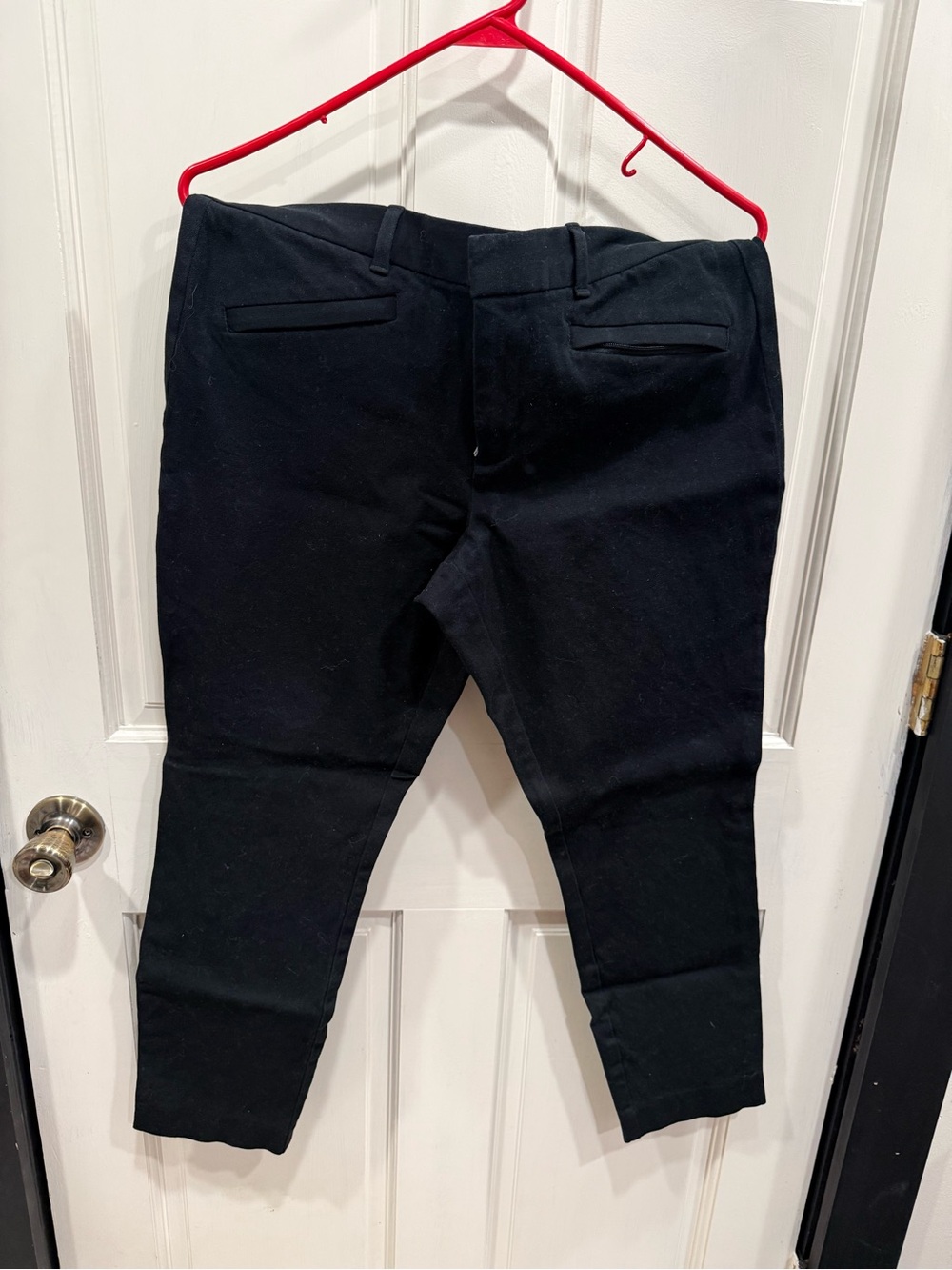 GAP Men's Black Chinos — Tailored Straight Cut